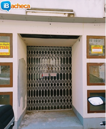 Immagine 1 - Vendesi locale Commercial