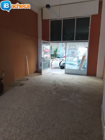 Immagine 1 - Via Dante magazzino