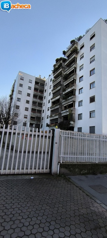 Immagine 2 - Garage, box grande