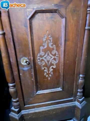 Immagine 2 - Antico Comodino