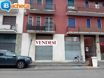 Immagine 5 - Negozio su strada